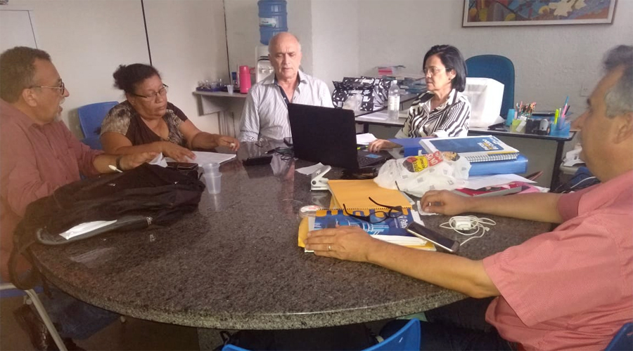 Prefeito Ivanes Lacerda confirma pagamento de 1/3 de férias dos professores de Patos