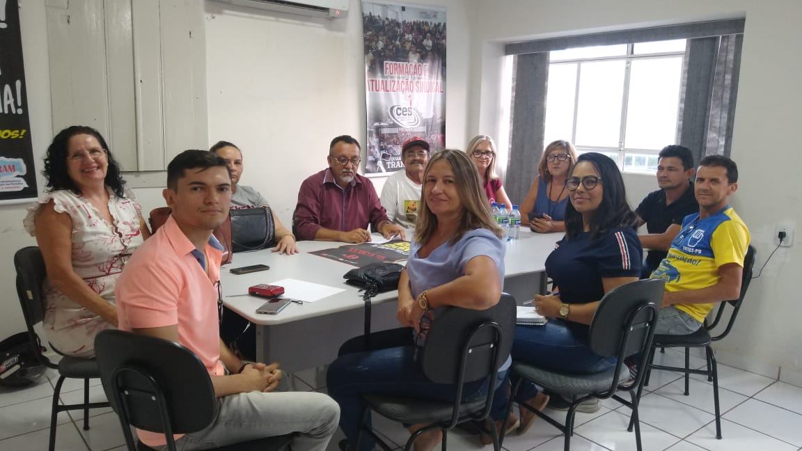 Entidades se reúnem e discutem greve geral dia 18 de março