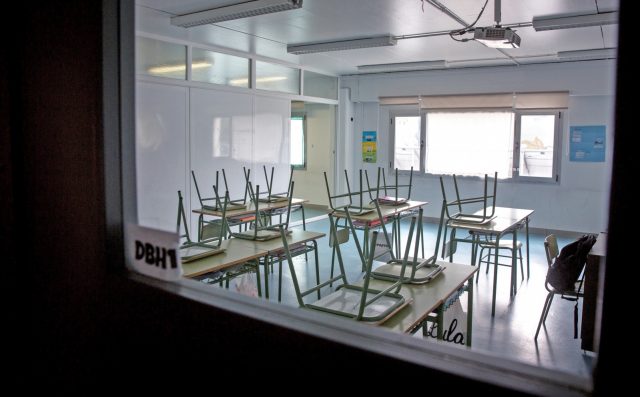 Contee lança documento nacional contra pressão irresponsável por retorno às aulas presenciais