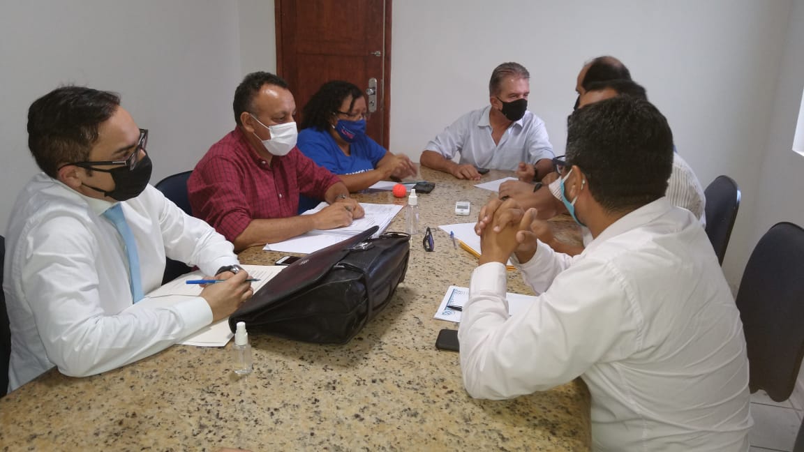 Vereador Zé Gonçalves participa de audiência com o prefeito Nabor e sindicatos