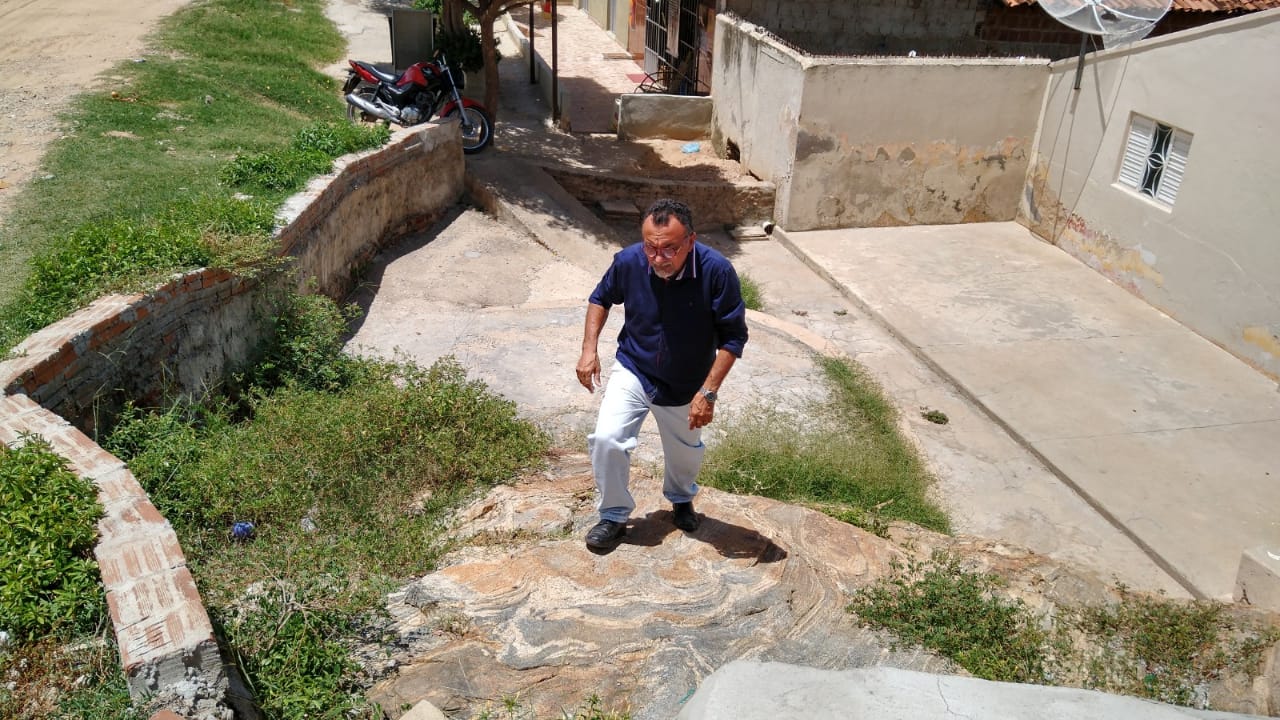 Vila Teimosa historicamente abandonada. Diz vereador Zé Gonçalves