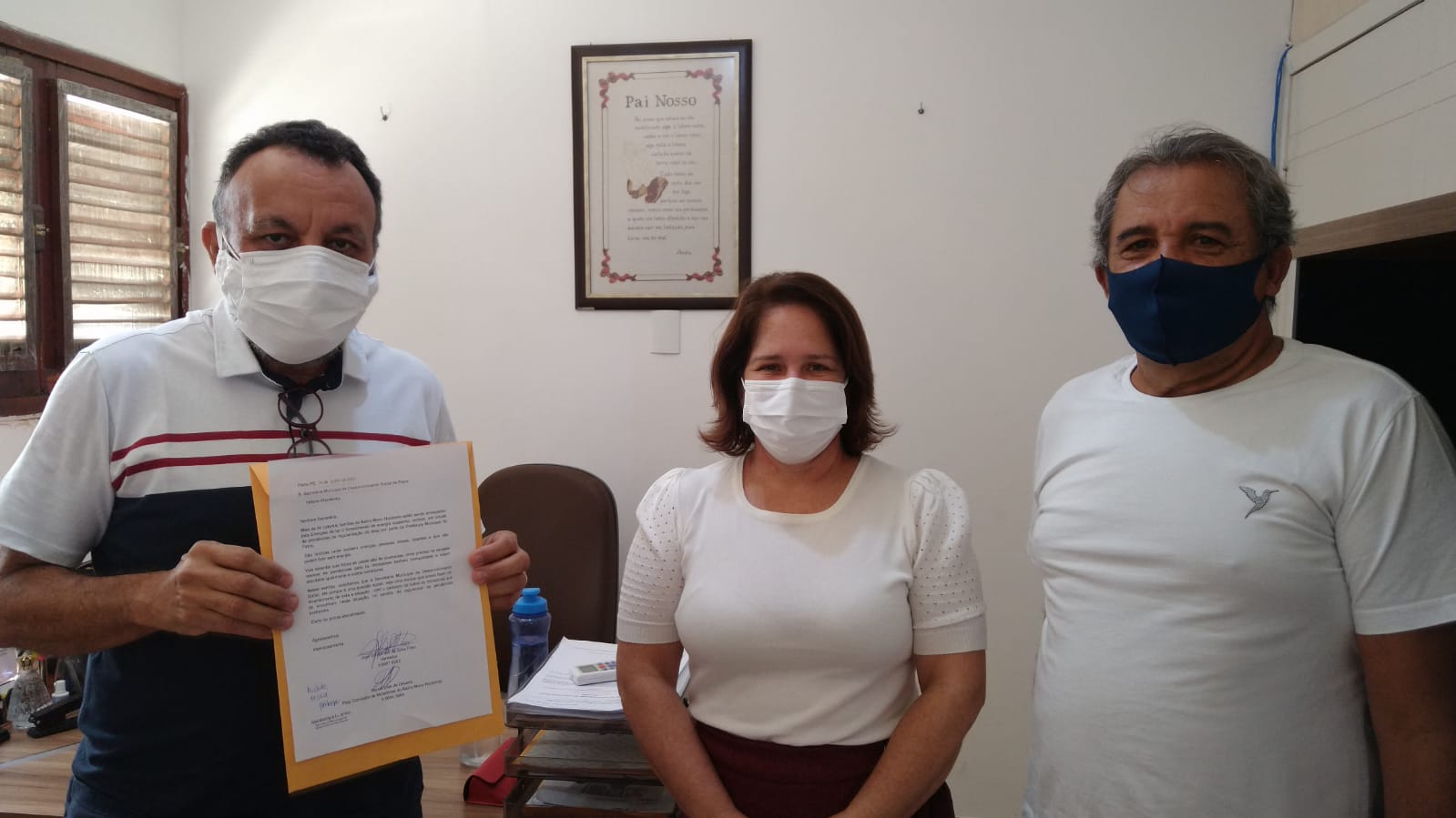 Zé Gonçalves está em ação para impedir corte de energia das famílias do Novo Horizonte. Hoje teve reunião com Helena Wanderley.