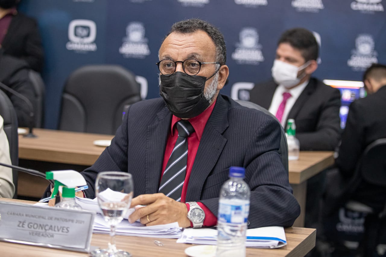 Zé Gonçalves traz à tribuna carta de mãe aflita por assistência para filhos e pede mais profissionais para o CER