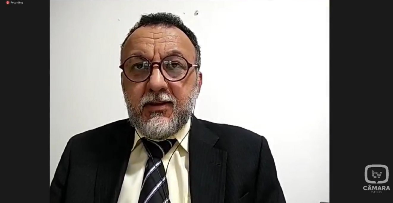 Zé Gonçalves lamenta que salário mínimo terá só 69 reais de aumento e que servidores continuem sem reajuste