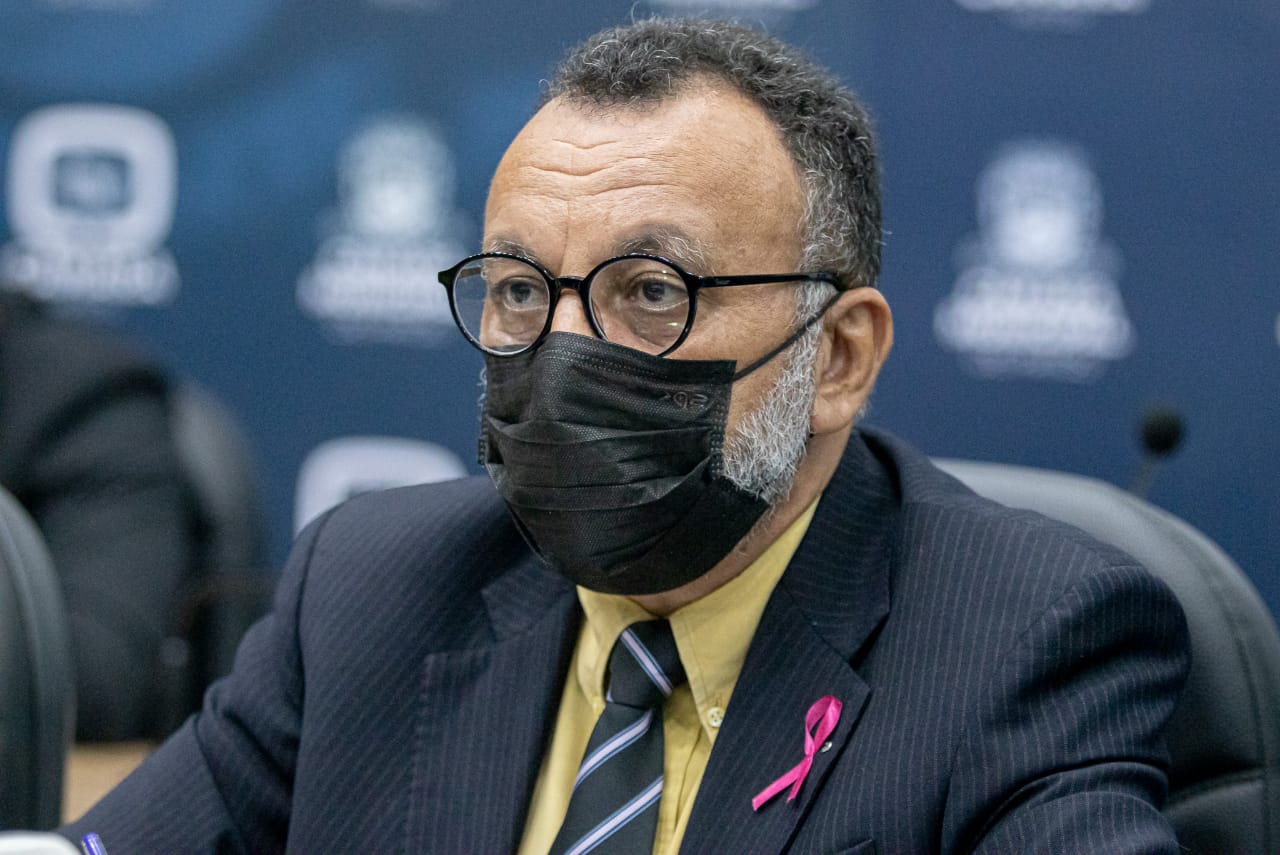 “Guerra política” entre médicos e gestão Municipal tem ‘sobrado’ para os usuários da saúde de Patos, diz Zé Gonçalves